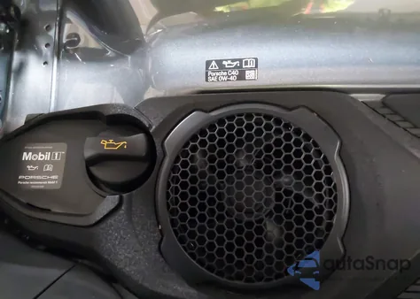 2025 Porsche 911 Carrera 4 Gts/Carrera Gts z USA, uszkodzony, nr VIN WP0AB2A90SS225369